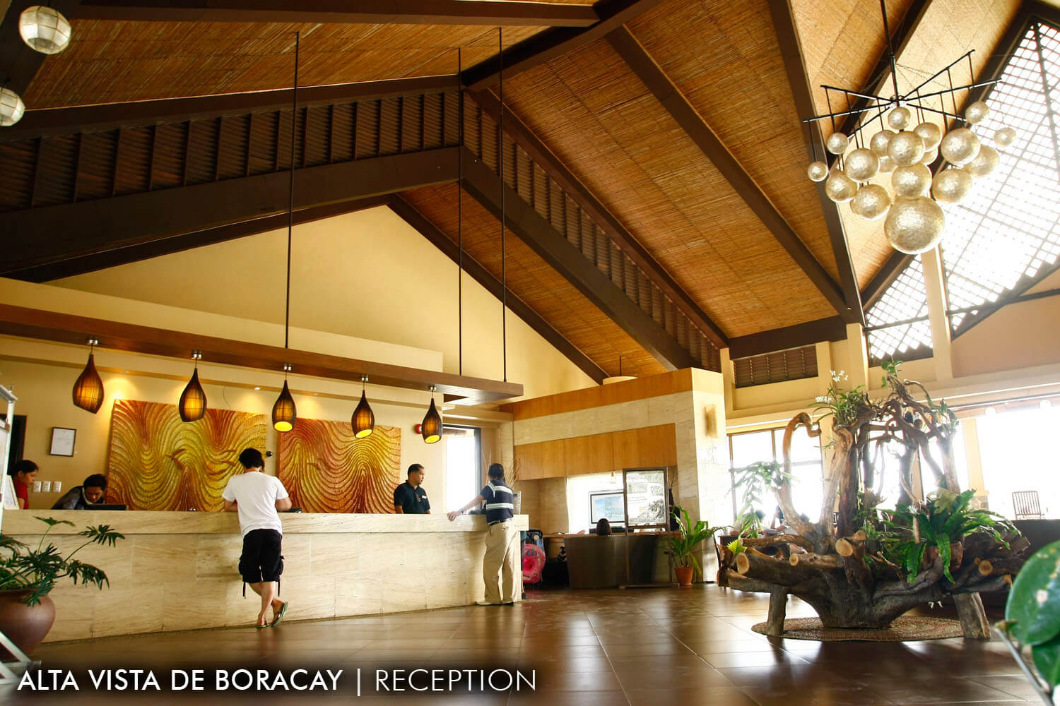 features to look in hotel welcome reception lobby
