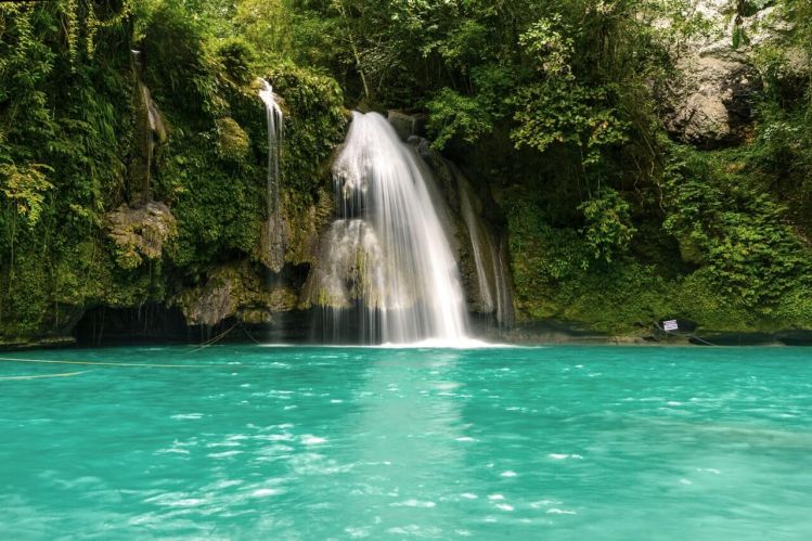 13 Tourist Destinations You Shouldn’t Miss in the Visayas