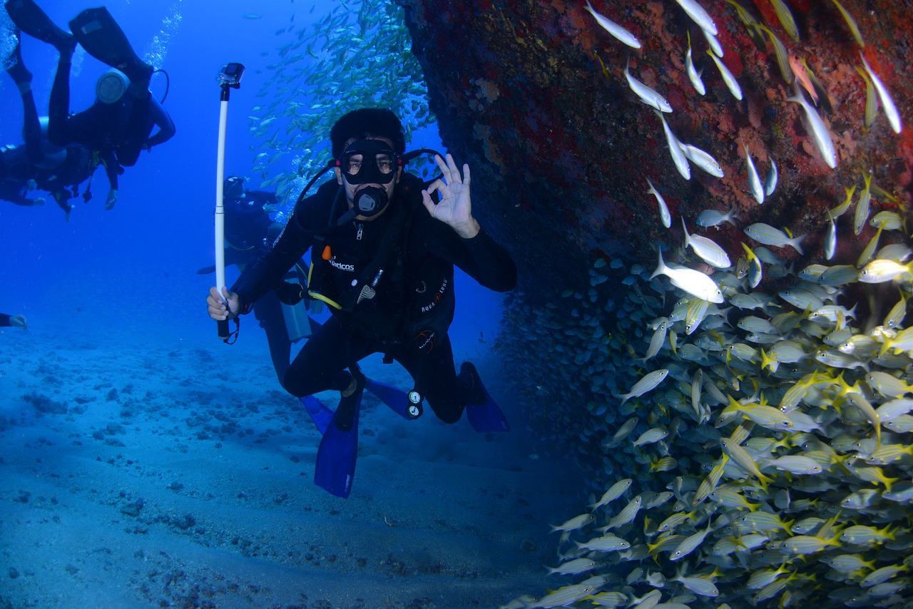 Five-Star Diving Sites in Boracay You Should See in this Lifetime
