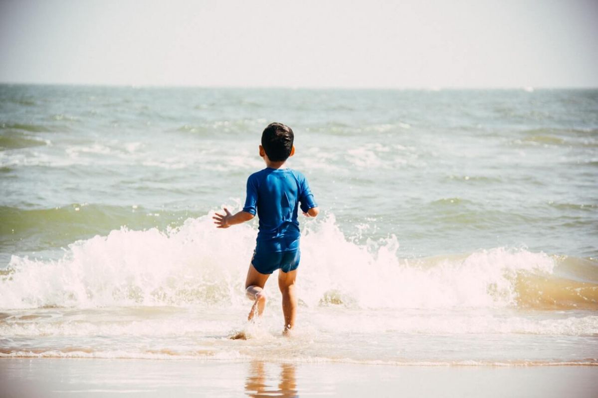 beach-boy-child-enjoyment-366666-2019-12-03-01-25-large