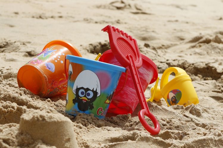 kids beach toys