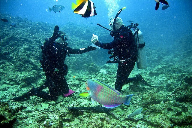 boracay-underwater-diving