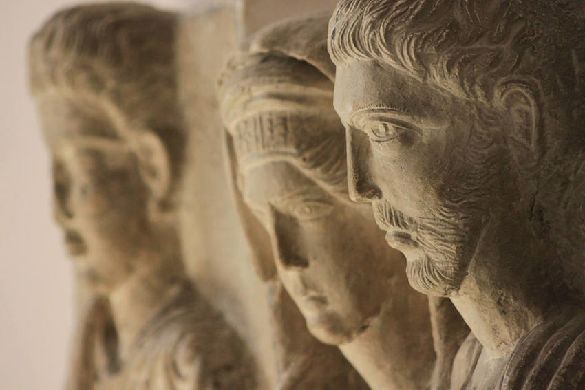 sculptures face historical